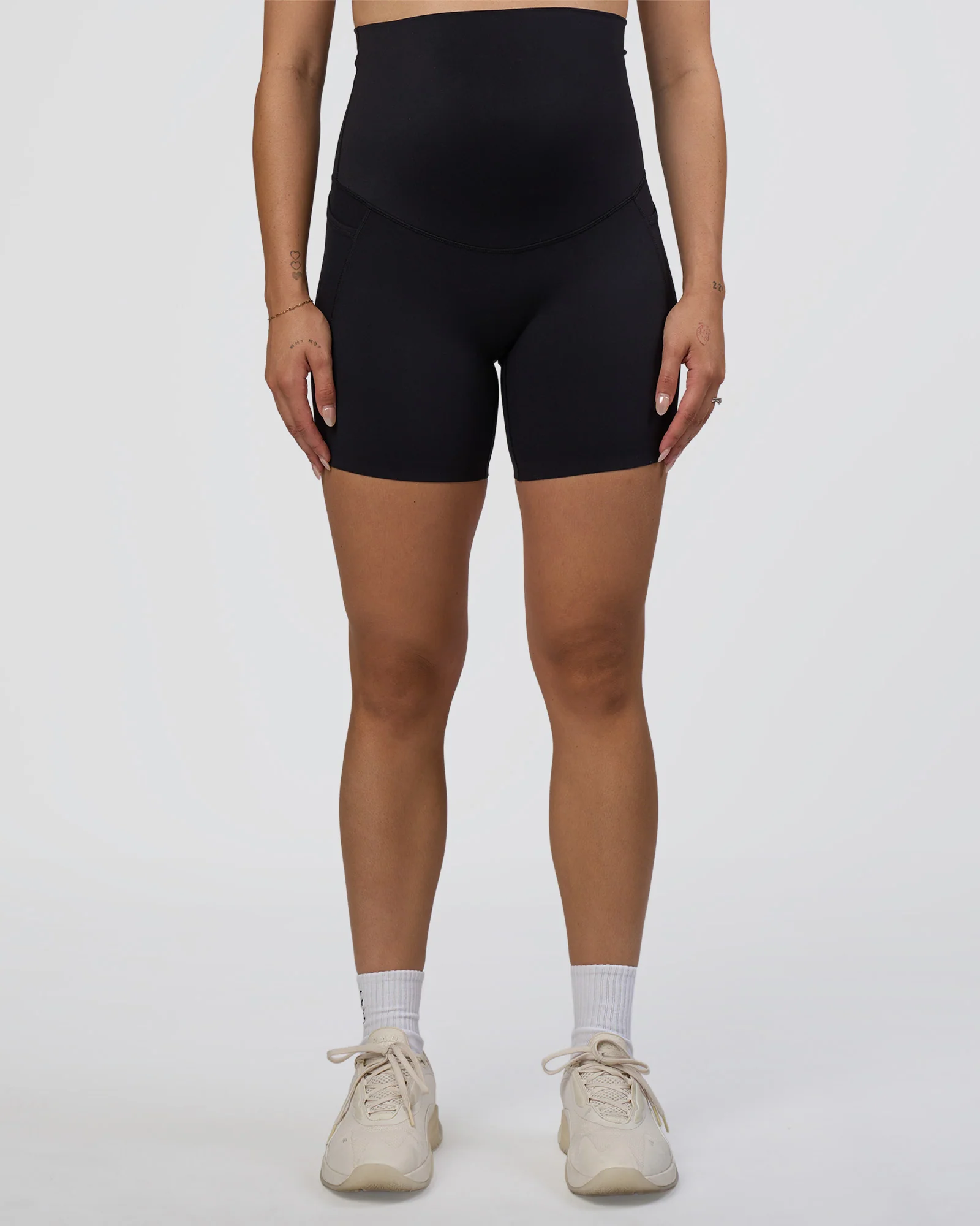 Elixir Ultra High-Rise Maternity 6" Short Pockets - Black - Image 8