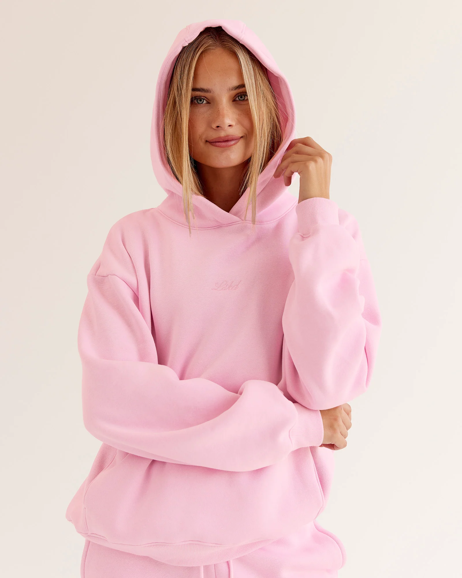 Go-To Script Oversized Hoodie - Marshmallow